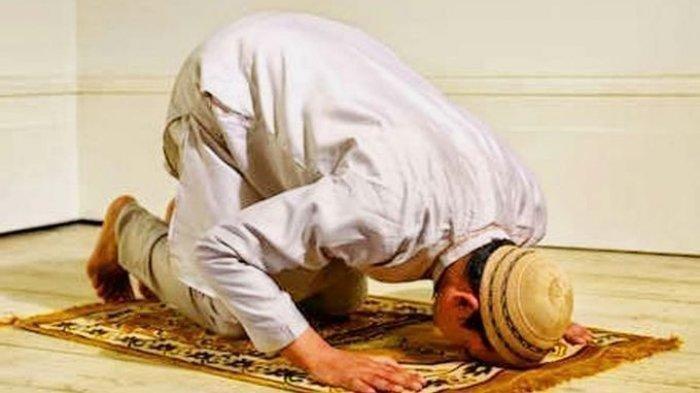 ilustrasi-salat-tarawih-sendiri-di-rumah.jpg