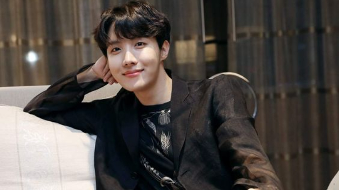 jung-hoseok-atau-j-hope-bts-c.jpg
