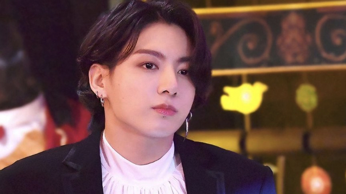 Jungkook BTS Jadi Member Boy Group Paling Banyak Dicari di YouTube, V Susul di Posisi 2