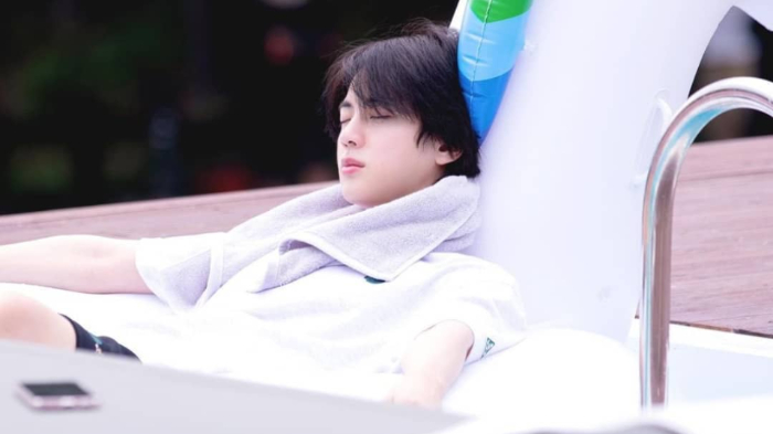 Di In The SOOP 2, Ketampanan Jin BTS Tetap Terpancar Meski Bare Face, ARMY Tegaskan Julukan WWH