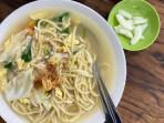 BAKMI-BU-CITRO-Menu-bakmi-Jawa-di-Bakmi-Jowo-Bu-Citro-1-Solo-yang-dikunjungi-Jokowi-dan-Prabowo.jpg