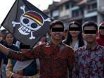 BENDERA-ONE-PIECE-Viral-bendera-One-Piece-dipasang-dan-dikibarkan.jpg