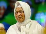 KH-ANWAR-MANSHUR-KH-Anwar-Manshur-pengasuh-tertinggi-Pondok-Pesantren-Lirboyo-Kediri.jpg