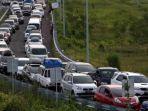 Kemacetan-arus-mudik-di-ruas-tol-Pejagan-Brebes-Timur-Jawa-Tengah-atau-Brexit-pada-2016.jpg