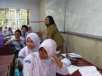 Kunci-Jawaban-Latihan-Soal-Bahasa-Indonesia-Kelas-11-Berikut-Adalah-Unsur-Intrinsik-Cerpen-Kecuali.jpg