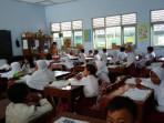Kunci-Jawaban-Latihan-Soal-IPAS-Kelas-4-Tarikan-Dan-Dorongan-Yang-Dapat-Merubah-Gerakan-Suatu-Benda.jpg