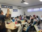 Kunci-Jawaban-PAI-Kelas-5-Halaman-66-Amanāh-Artinya-Dapat-Dipercaya-Jelaskan-Contohnya.jpg