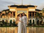 PROMPT-FOTO-AI-Prompt-foto-AIprewedding-di-Istana-Maimun-Medan.jpg