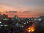 Pembakaran-sampah-ilegal-di-Cengakeng-Timur.jpg