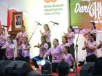 Penampilan-Vocalista-Angels-Choir-saat-Konser-Pamitan.jpg