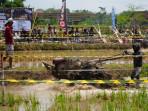 Peserta-memacu-traktor-dalam-perlombaan-balap-traktor-Klaten.jpg