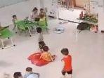 ibu-syok-melihat-rekaman-cctv-yang-memperlihatkan-sang-anak-ditampar-oleh-oknum-guru-tk.jpg