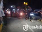 pemotor-tewas-tertabrak-ka-tawang-alun-saat-menyeberang-di-perlintasan-kereta-api.jpg