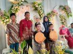 pengantin-perempuan-dibiarkan-sendiri-saat-resepsi-sosok-mempelai-pria-ternyata-ada-di-tempat-ini.jpg