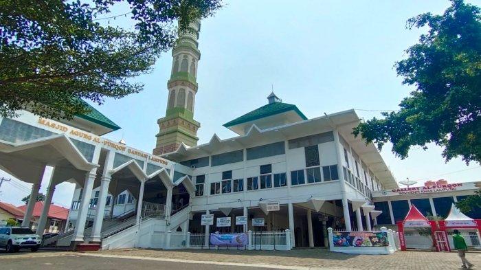 Masjid Agung Al Furqon Bandar Lampung.