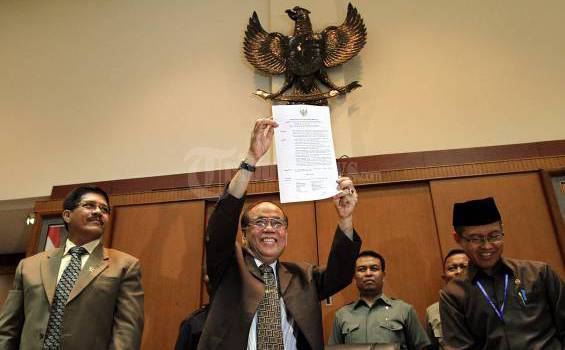 Hakim Syarifuddin Dipaksa Mengaku Terima Suap Lewat BAP?