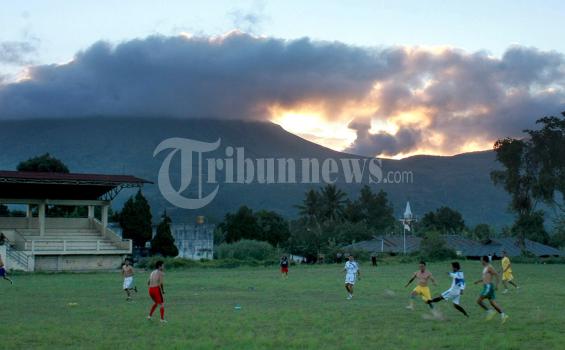 3.947 Orang Pengungsi Gunung Lokon akan Direlokasi