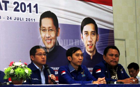 Demokrat Pusat Akan Periksa Gubernur Maluku Utara