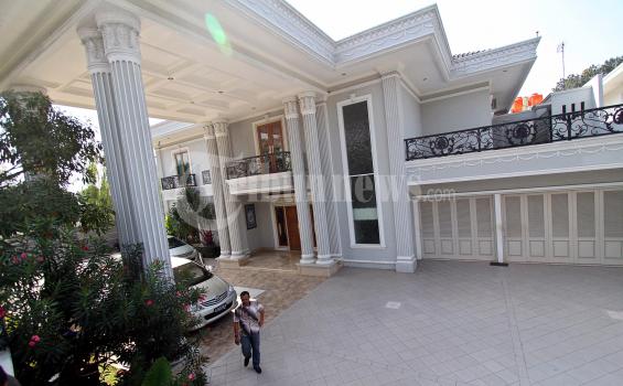 Inilah Rumah Mewah Ditangkapnya Neneng Sri Wahyuni