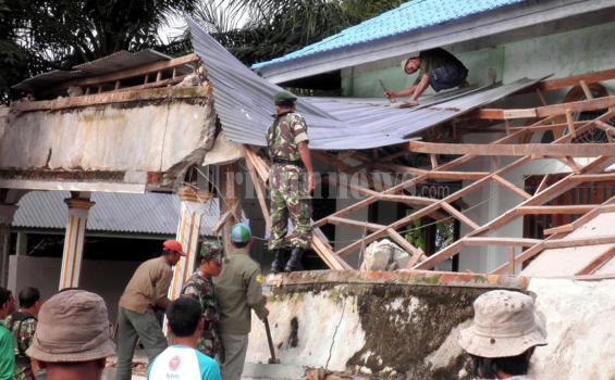 Theresia Tewas Demi Selamatkan Bayinya dari Petaka Gempa