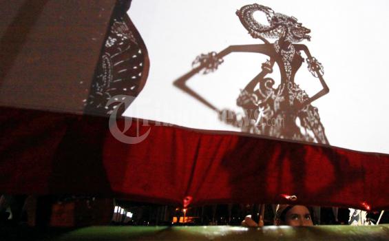 Wayang Kulit Terancam Punah, Banyak Dalang Sepi Penonton