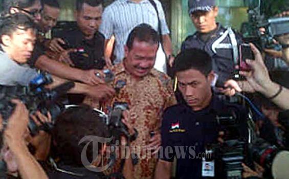 Mantan Bupati Kampar Pulang, Rumah Masih Sepi
