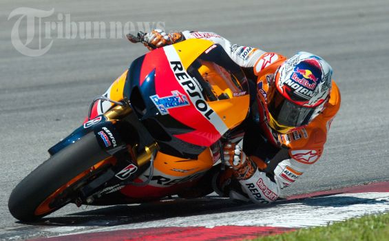 Stoner Incar Kemenangan di GP Catalunya