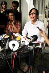 Jangan Hakimi Angie di Luar Persidangan