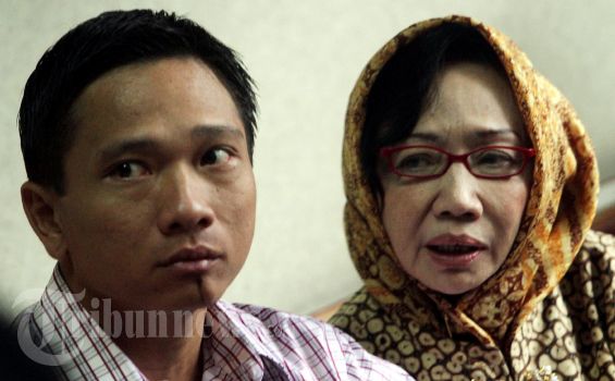 Rp 2,15 Miliar Belum Dicairkan Nunun Nurbaeti