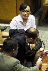 2 Bulan Lebih Tersangka KPK Belum Tahan Angie dan Miranda