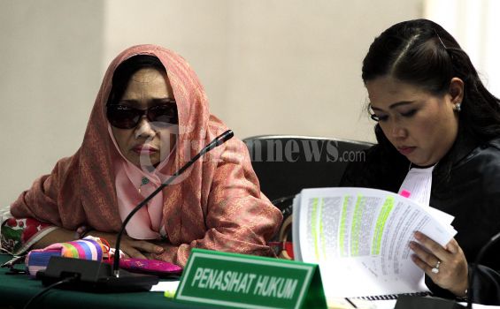 Jaksa Tak Soroti Kaburnya Nunun dalam Tuntutan