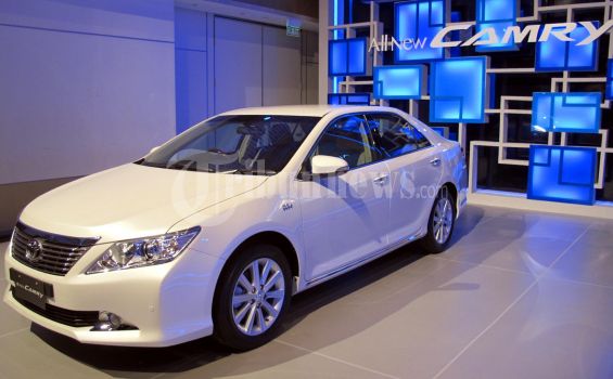 Banderol Toyota Camry dan Altis Naik Rp 4 Jutaan