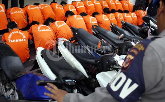 Polisi: Pita Kuning Disematkan Agar Saling Mengenal