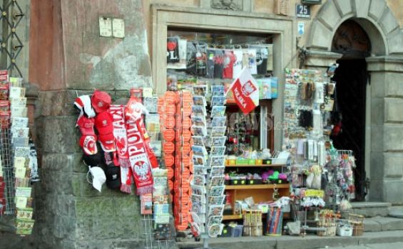 Demam Euro 2012 Mulai Melanda Warsawa