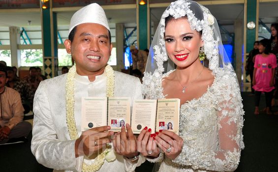 Kenangan Catherine Wilson Jadi Istri yang Baik