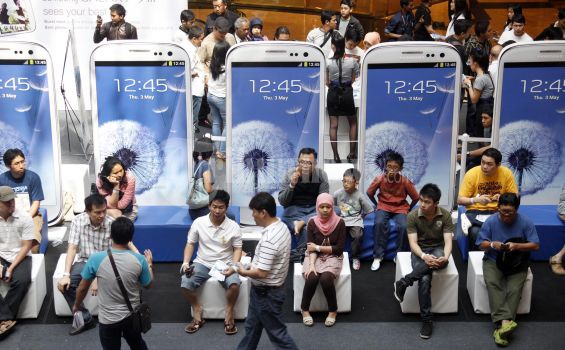 Galaxy Dorong Laba Samsung Naik 79 Persen