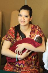 Nia Ramadhani Ajari Marshanda Cara Belanja Perlengkapan Bayi