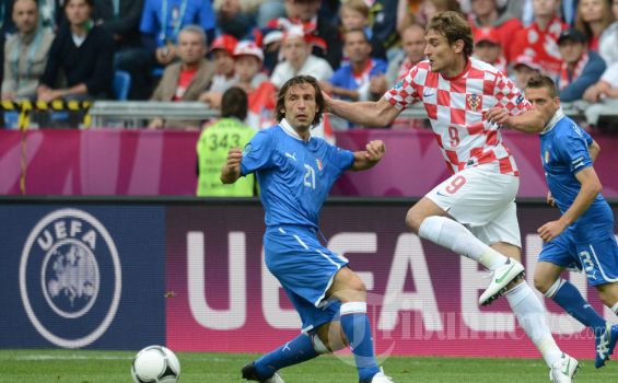 Italia vs Kroasia: 11 Kali Azzuri Membobardir