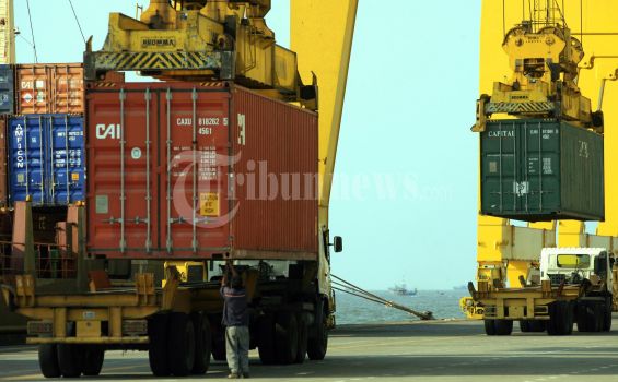 Presiden Resmikan Pelabuhan Petikemas Balikpapan