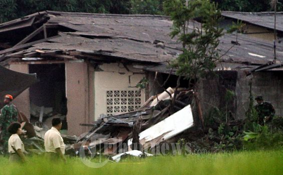 Menkes Kunjungi Keluarga Korban di Kamar Jenazah