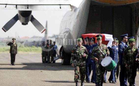 Pesawat Fokker 27 Jatuh, Radio Cosmo Tunda Konser di Lanud