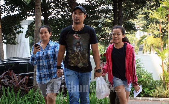 Mudji Massaid Syok Saat Dengar Keponakannya Diterapi dengan Cara Tak Wajar oleh Gatot Brajamusti