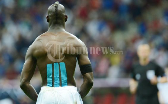 Kartu Kuning Dihapus, Balotelli Bisa Main di Final