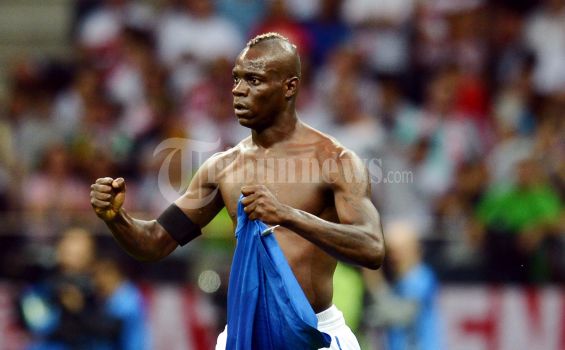 Dua Gol Balotelli untuk Sang Ibu Angkat