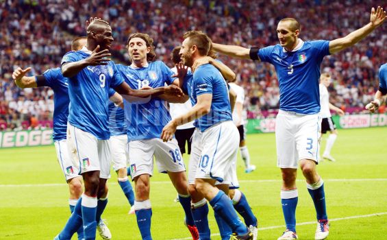 Italia ke Final, Kandaskan Jerman 2-1
