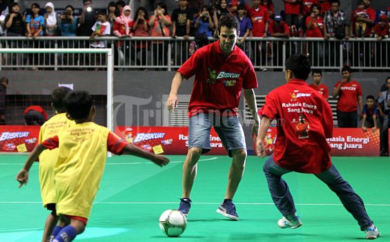 Sepi, Penonton Pertandingan Fabregas and Friends