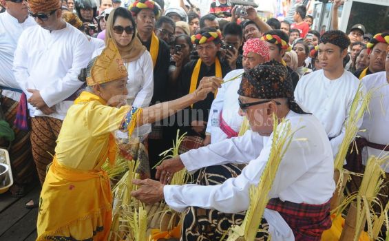 Mengenal Upacara Adat Beluluh di Kalimantan Timur