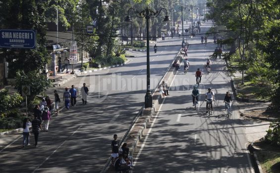 Car Free Night Sepanjang Dago di Akhir Tahun
