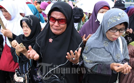 Protes Film Innocence of Muslims, HTI Geruduk Kedubes AS