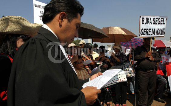 Jemaat HKBP Filadelfia Ibadat Natal di Polsek Tambun
